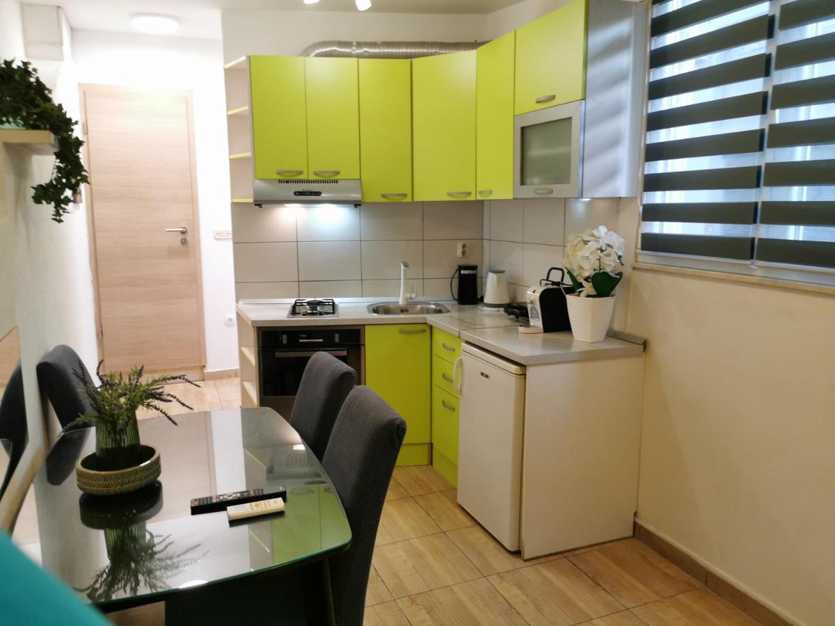 Jale Apartment Split Exterior photo